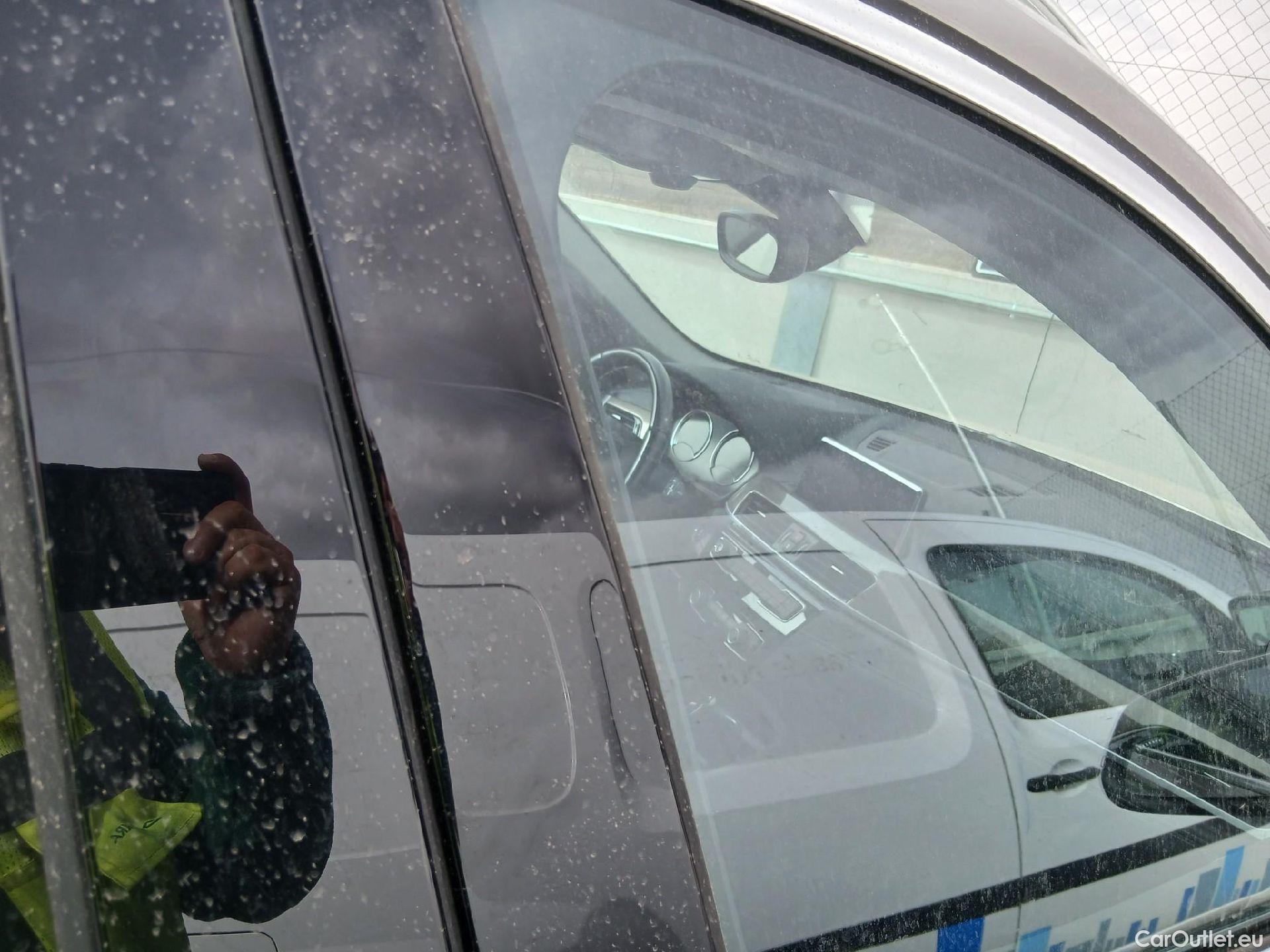  Bmw  X1 BMW  / 2019 / 5P / todoterreno sDrive18d #18