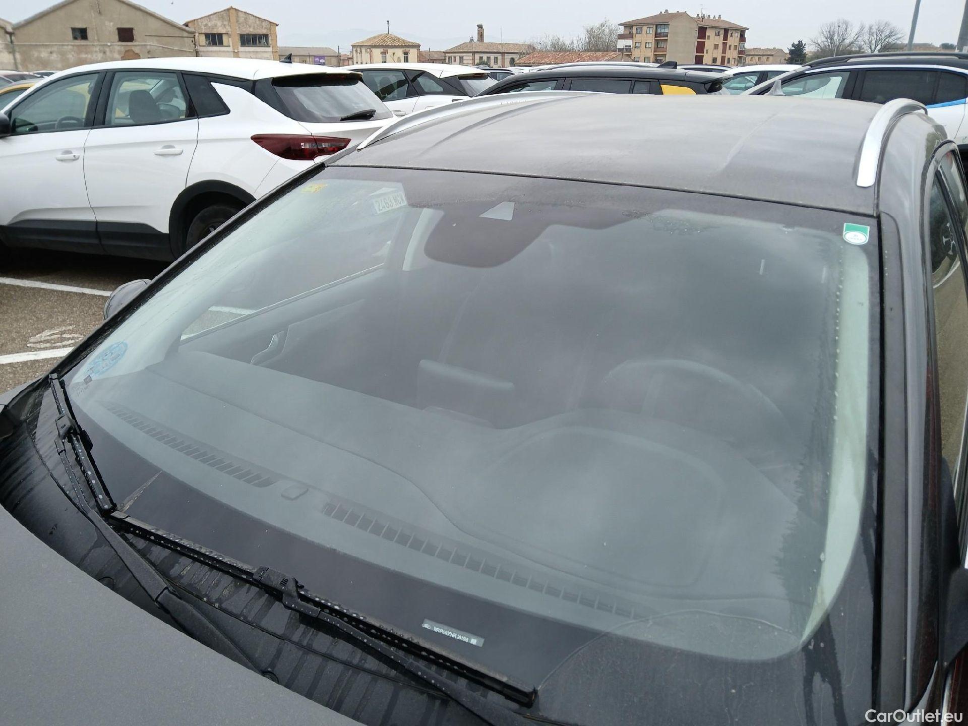  Ford  Focus FORD  / 2018 / 5P / familiar 1.0 Ecoboost 92kW Trend+ SB #11