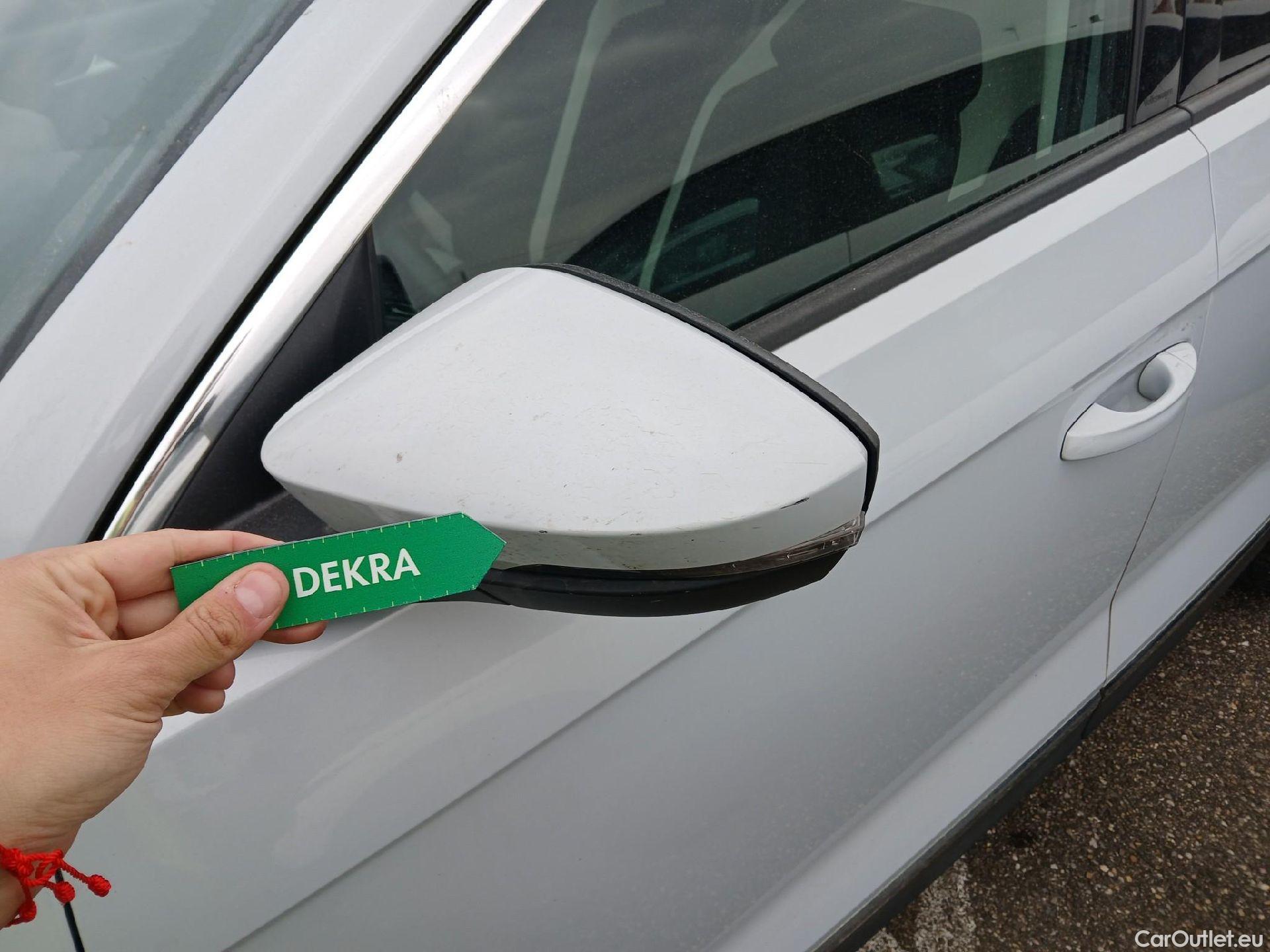  Volkswagen  T-ROC VOLKSWAGEN  / 2017 / 5P / todoterreno Sport 2.0 TDI 110kW (150CV) DSG #17