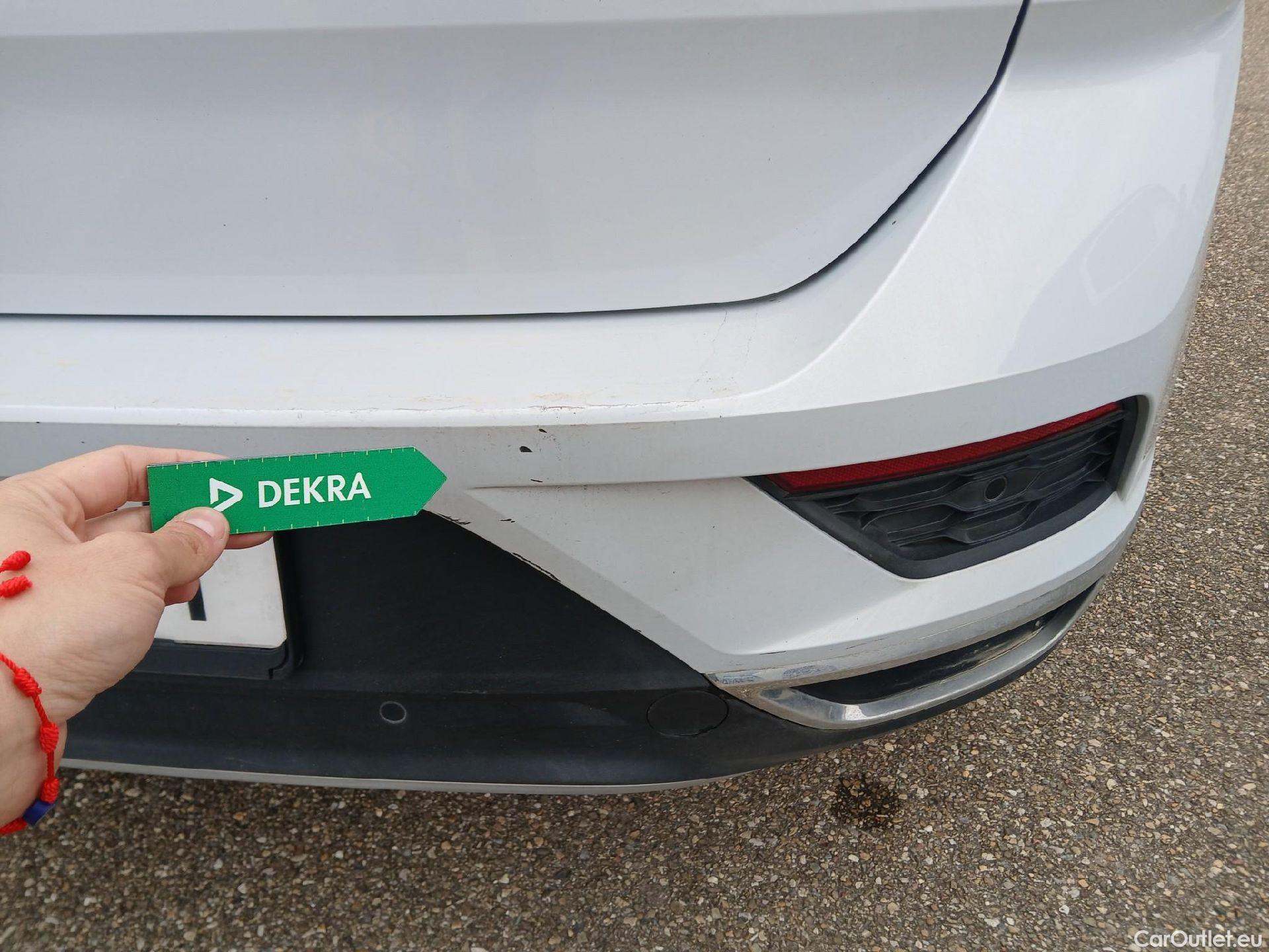  Volkswagen  T-ROC VOLKSWAGEN  / 2017 / 5P / todoterreno Sport 2.0 TDI 110kW (150CV) DSG #24