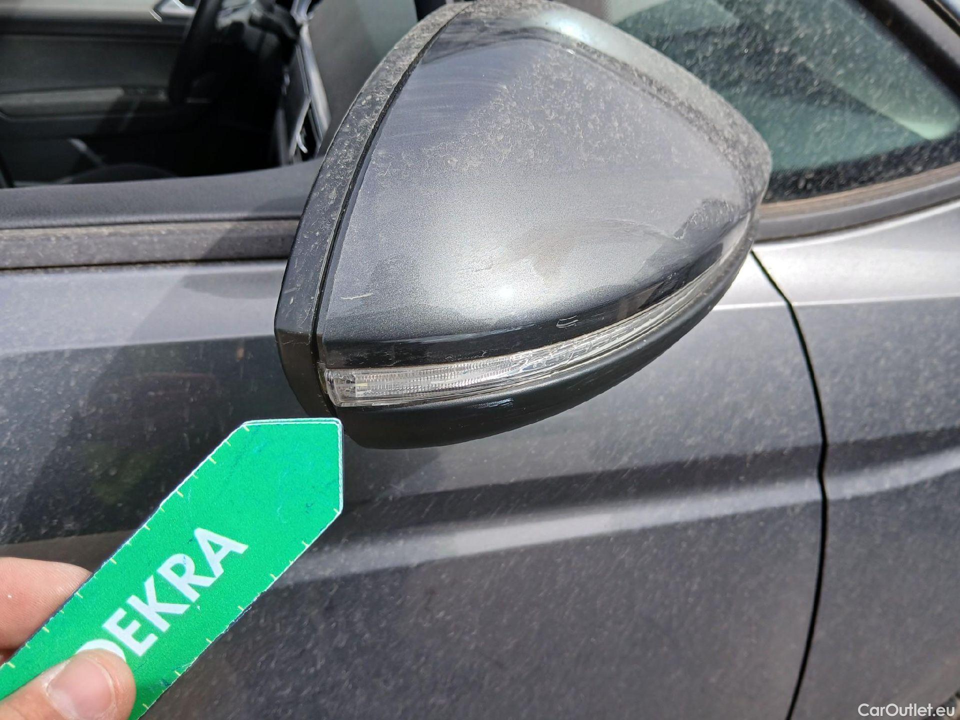  Volkswagen  Touran  Business BMT 2.0 TDI 115CV AT7 E6dT #32