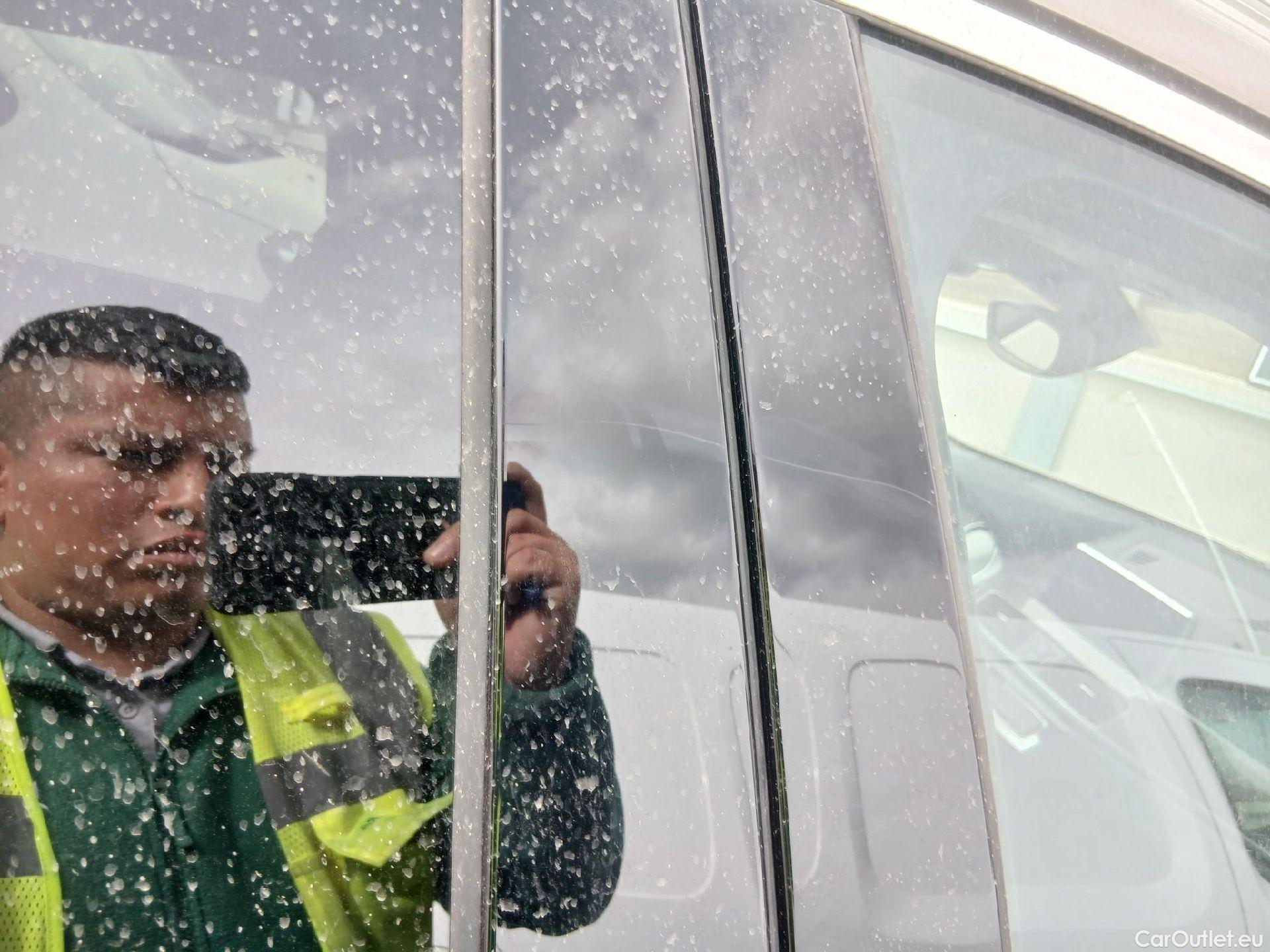  Bmw  X1 BMW  / 2019 / 5P / todoterreno sDrive18d #16