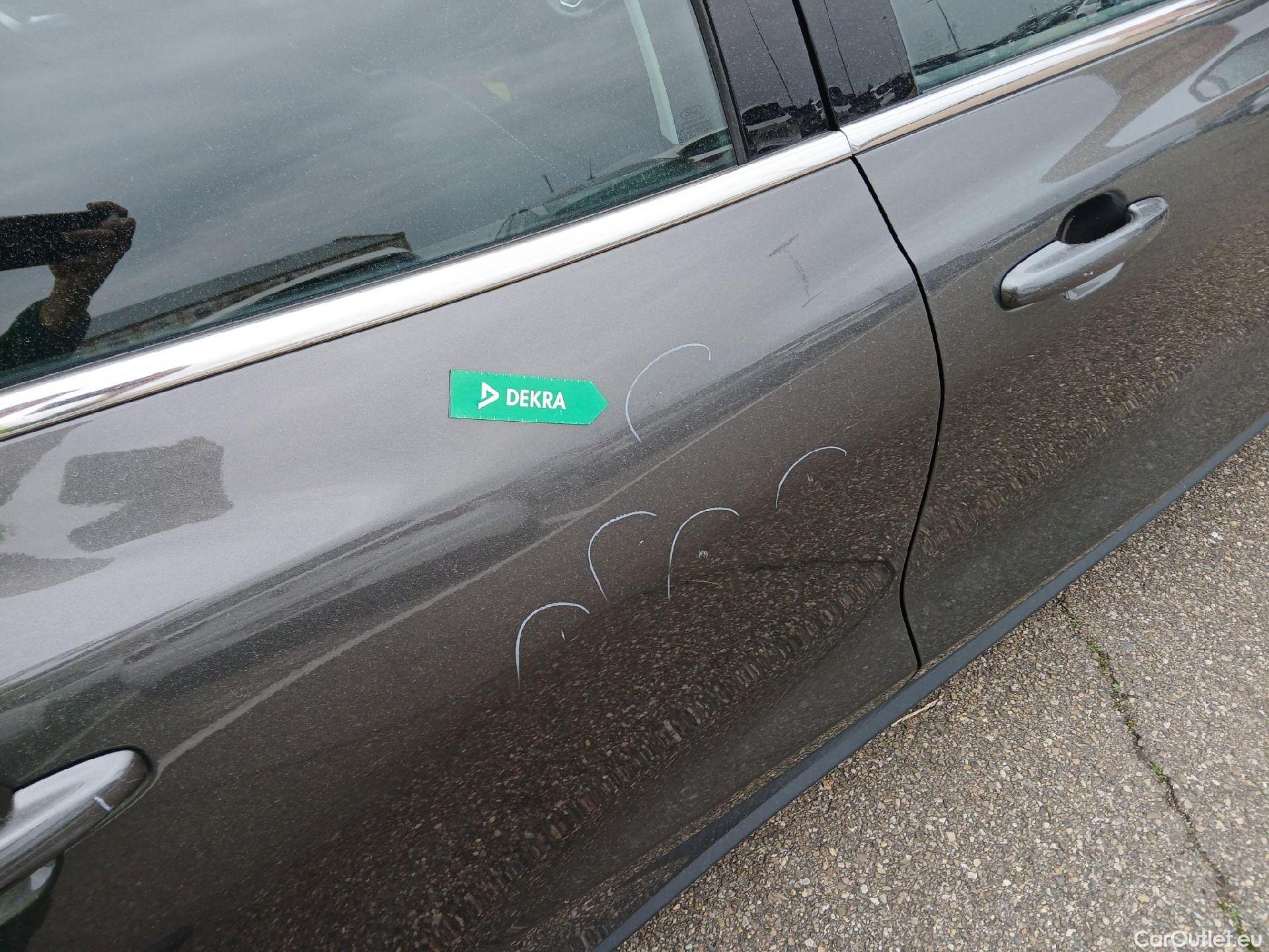  Ford  Focus FORD  / 2018 / 5P / familiar 1.0 Ecoboost 92kW Trend+ SB #30