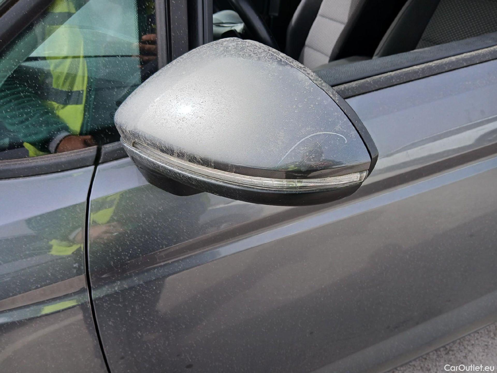  Volkswagen  Touran  Business BMT 2.0 TDI 115CV AT7 E6dT #16