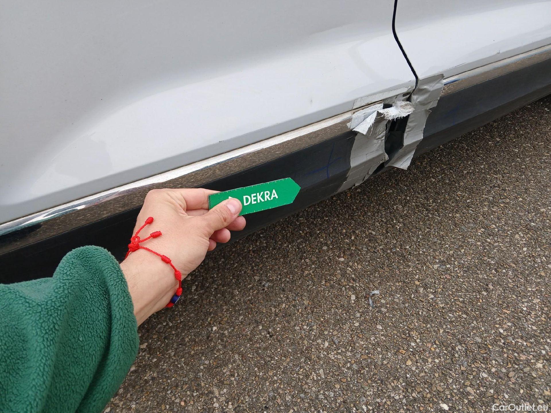  Volkswagen  T-ROC VOLKSWAGEN  / 2017 / 5P / todoterreno Sport 2.0 TDI 110kW (150CV) DSG #34