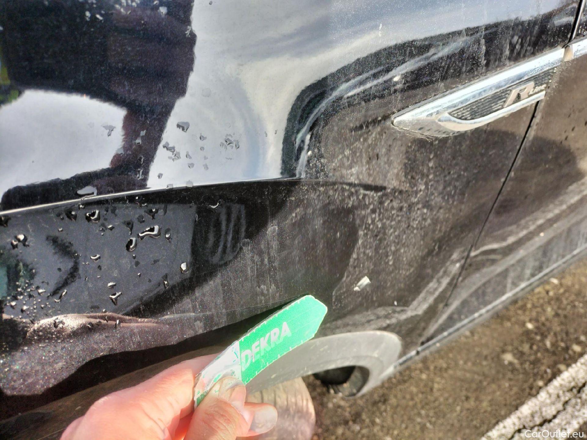  Volkswagen  T-ROC VOLKSWAGEN  / 2017 / 5P / todoterreno Advance R-Line 1.0 TSI 81kW (110CV) #9