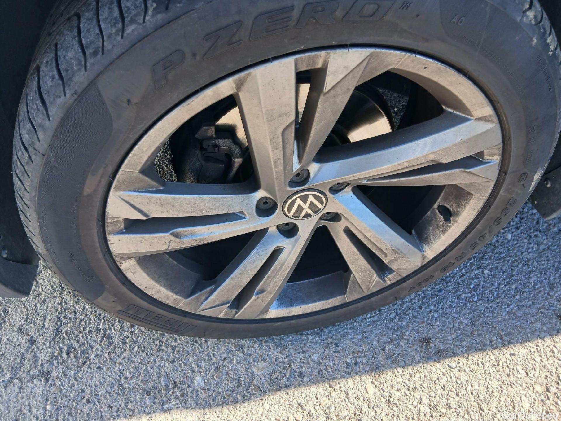  Volkswagen  Tiguan VOLKSWAGEN  / 2020 / 5P / todoterreno R-Line 2.0 TDI 110kW (150CV) DSG #4