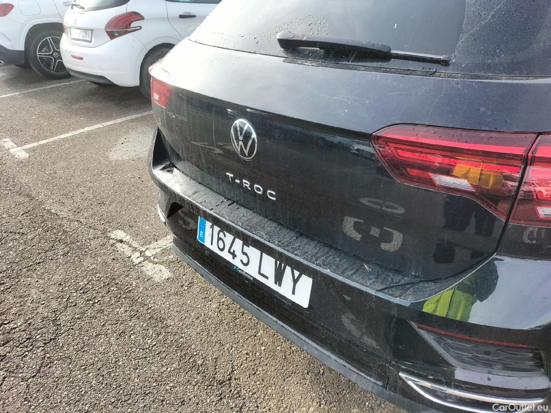  Volkswagen  T-ROC VOLKSWAGEN  / 2017 / 5P / todoterreno Advance R-Line 1.0 TSI 81kW (110CV) #29