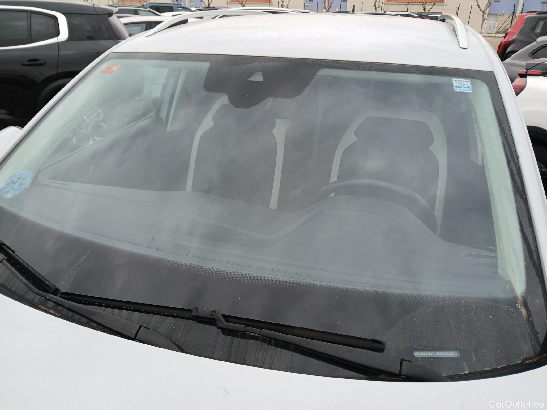  Volkswagen  T-ROC VOLKSWAGEN  / 2017 / 5P / todoterreno Sport 2.0 TDI 110kW (150CV) DSG #10