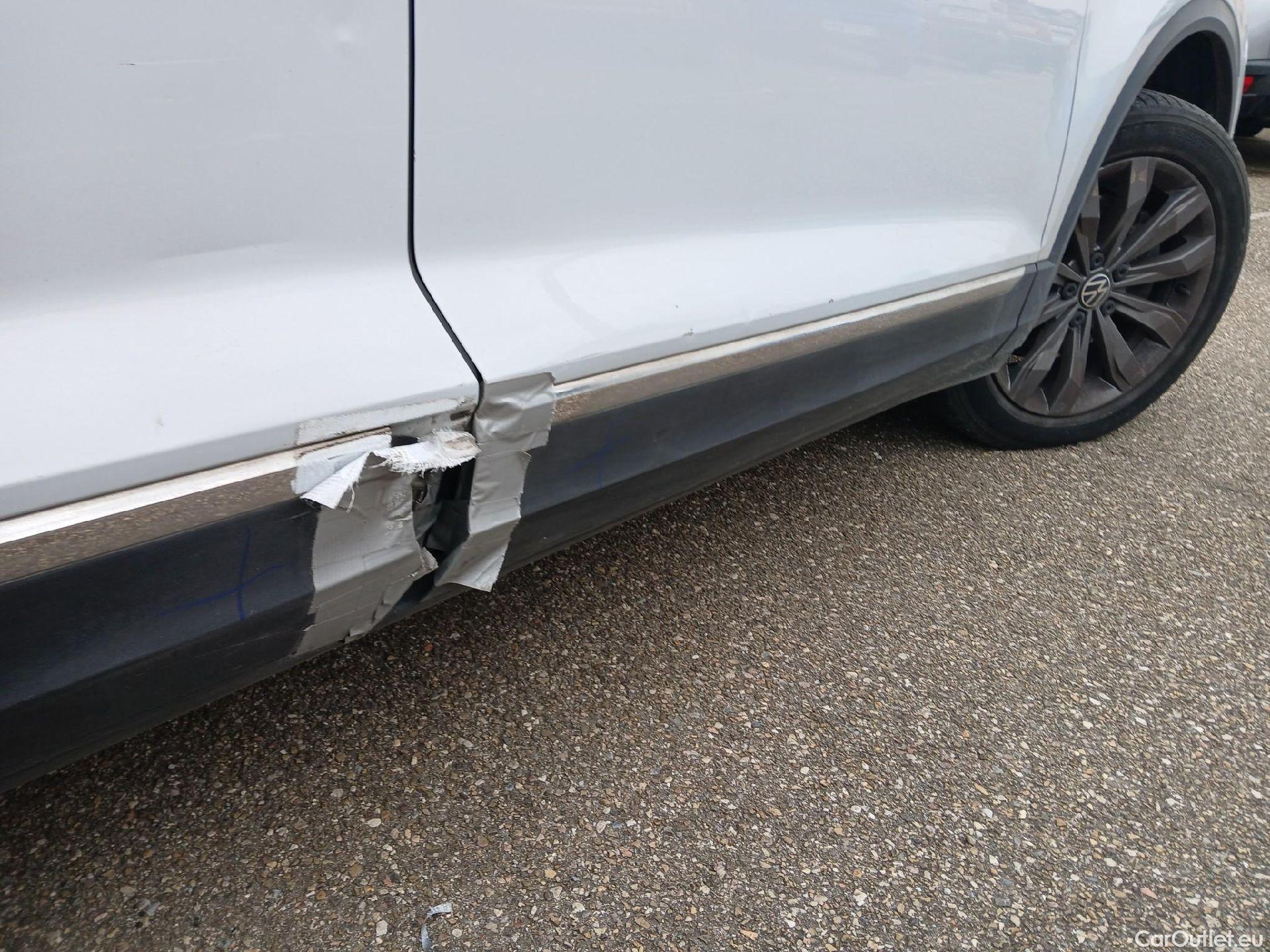  Volkswagen  T-ROC VOLKSWAGEN  / 2017 / 5P / todoterreno Sport 2.0 TDI 110kW (150CV) DSG #35