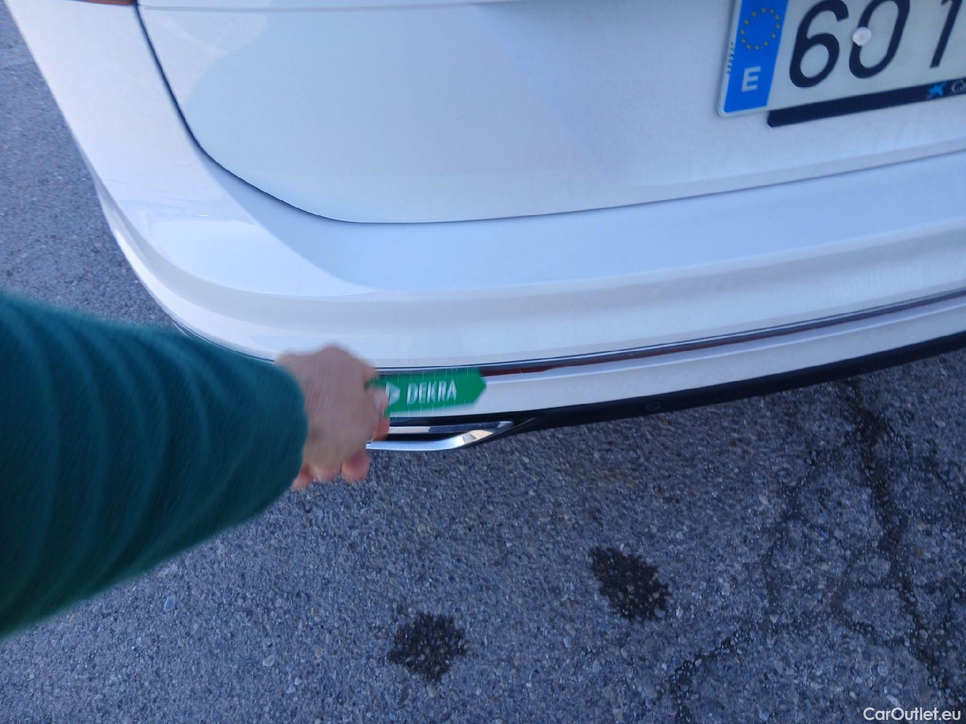  Volkswagen  Tiguan VOLKSWAGEN  / 2020 / 5P / todoterreno R-Line 2.0 TDI 110kW (150CV) DSG #12