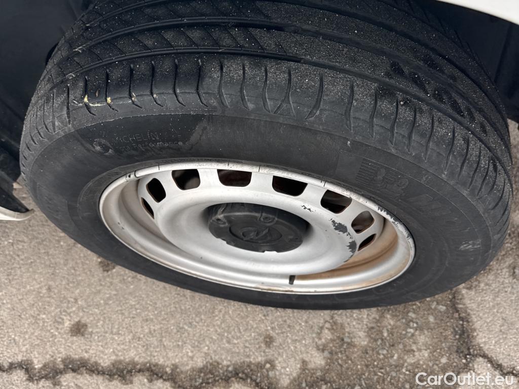  Opel  Combo OPEL  / 2018 / 3P / furgón derivado de turismo 1.5 TD S/S 75kW (100CV) Express L H1 650 (CX) #16