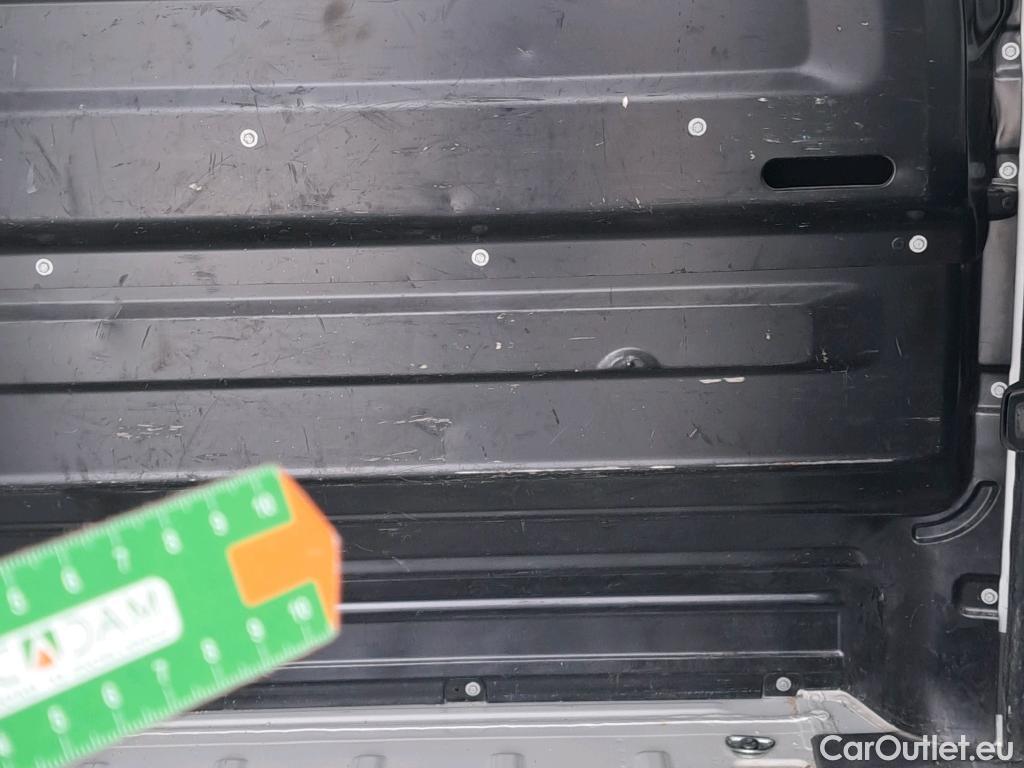  Citroen  Jumpy CITROEN  / 2016 / 4P / furgón Talla M BlueHDi 100 S&S 6v Control #15