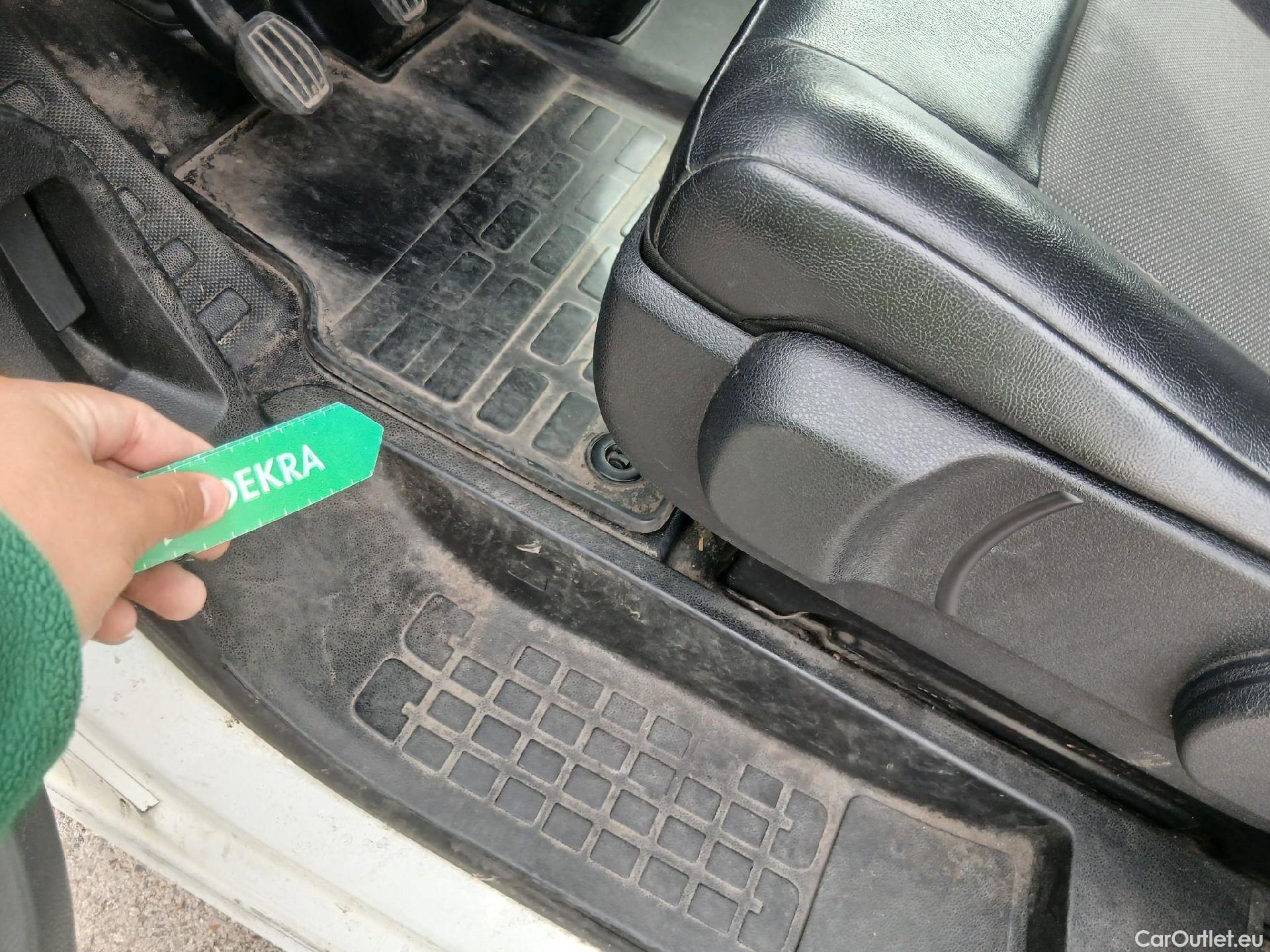  Opel  Vivaro OPEL  / 2019 / 4P / furgón 1.5 Diésel 74kW(100CV)M Std Exp #12