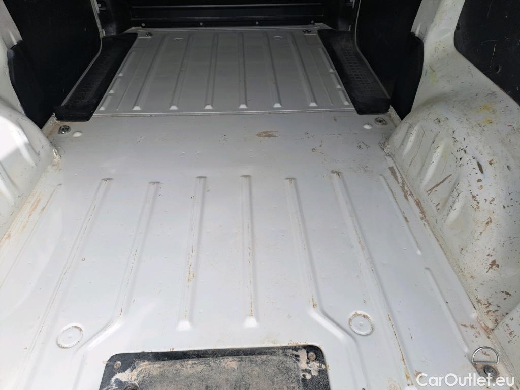  Citroen  Jumpy CITROEN  / 2016 / 4P / furgón Talla M BlueHDi 100 S&S 6v Control #56