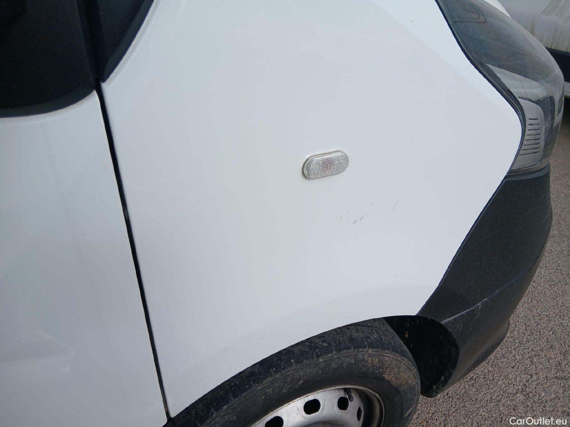  Nissan  NV300 NISSAN  / 2016 / 4P / furgón 2.0dCi 88kW (120CV) L1H1 1T Optima #29