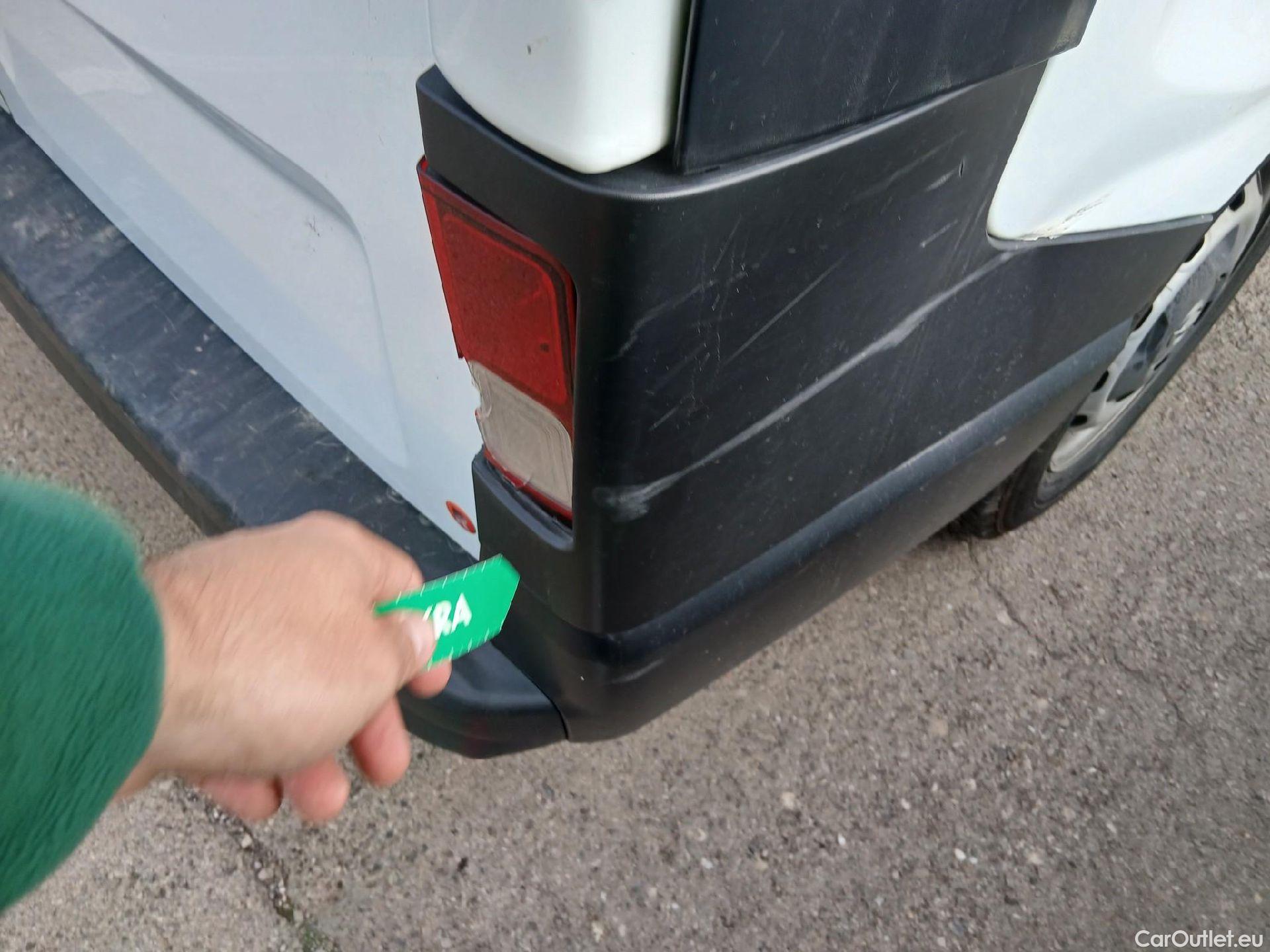  Nissan  NV300 NISSAN  / 2016 / 4P / furgón 2.0dCi 88kW (120CV) L1H1 1T Optima #19