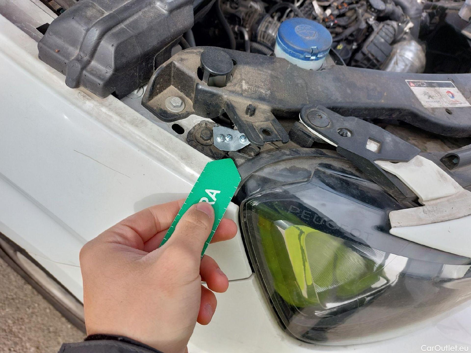  Peugeot  Partner PEUGEOT  / 2018 / 3P / furgón derivado de turismo Pro Standard 600kg BlueHDi 73kW (AC) #7