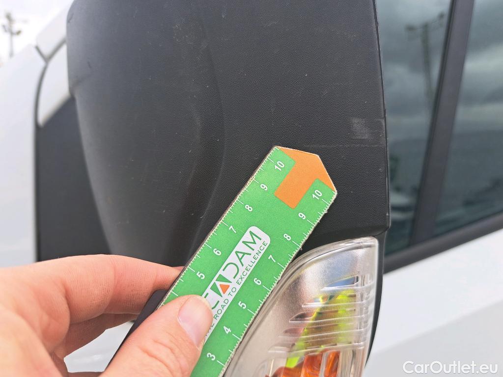  Opel  Movano  B Furgón/Combi Fg. L2H2 3 5t turbo 130CV MT6 E6 #57