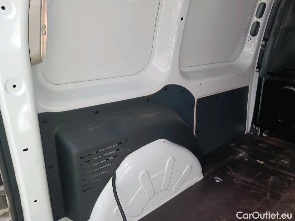  Renault  Kangoo RENAULT  Furgón/2013/3P/furgón derivado de turismo Profesional dCi 55 kW (75 CV) #16