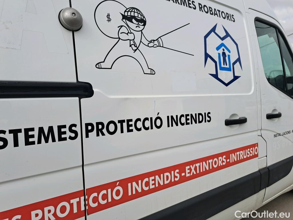  Opel  Movano  B Furgón/Combi Fg. L2H2 3 5t turbo 130CV MT6 E6 #15