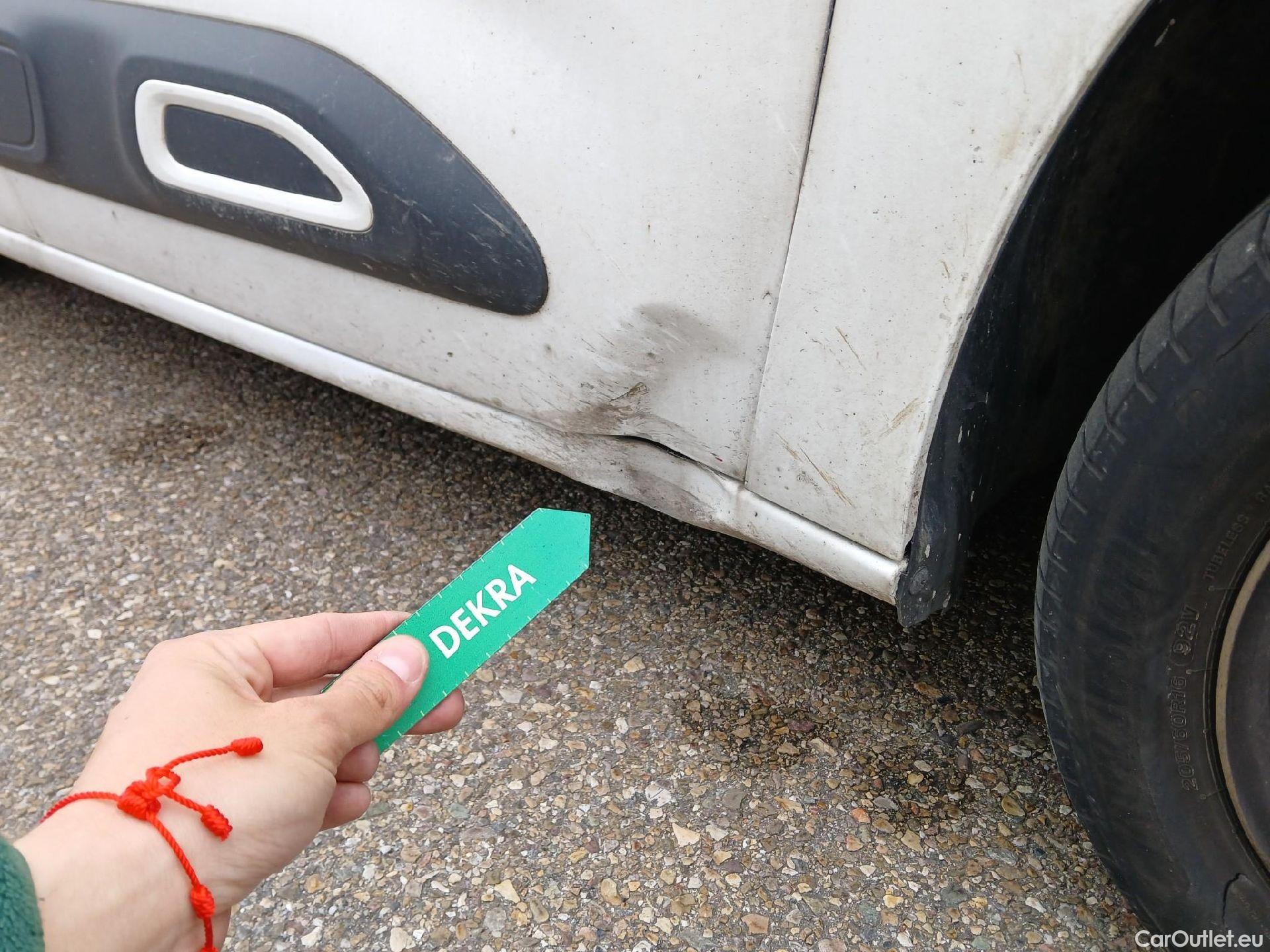  Citroen  Berlingo CITROEN  / 2018 / 5P / monovolumen compacto Talla M BlueHDi 100 S&S FEEL #42