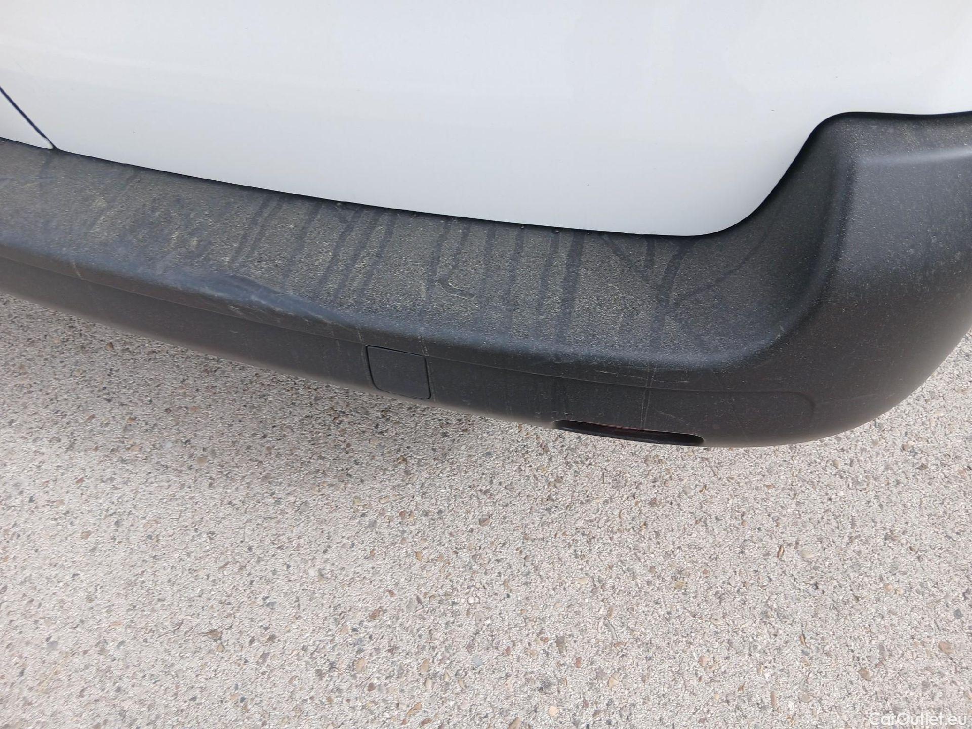  Opel  Vivaro OPEL  / 2019 / 4P / furgón 1.5 Diésel 74kW(100CV)M Std Exp #24