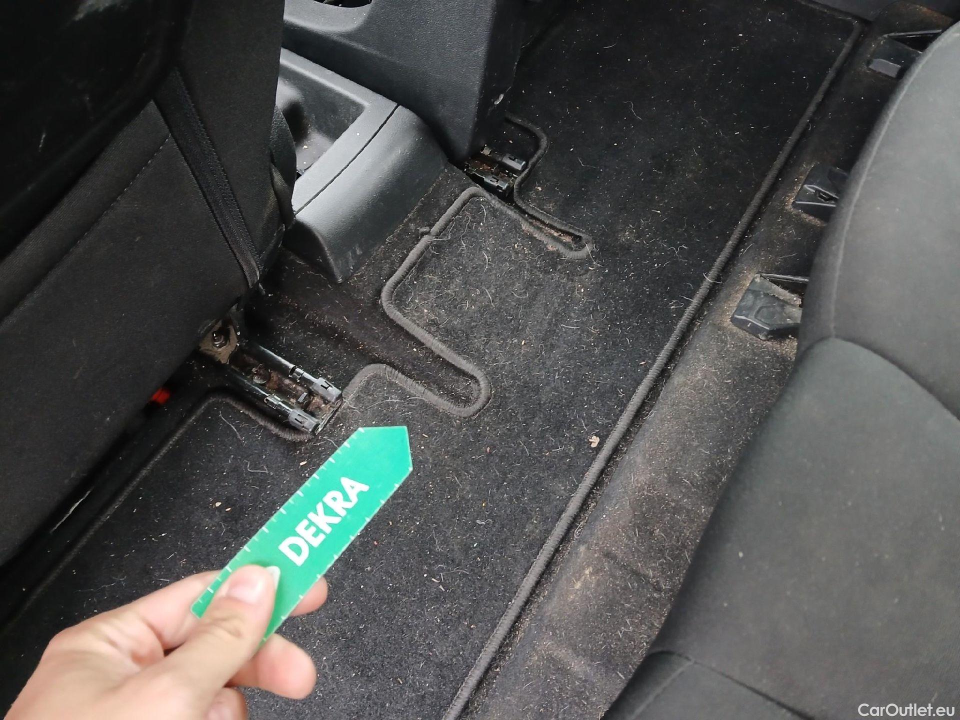  Citroen  Berlingo CITROEN  / 2018 / 5P / monovolumen compacto Talla M BlueHDi 100 S&S FEEL #32