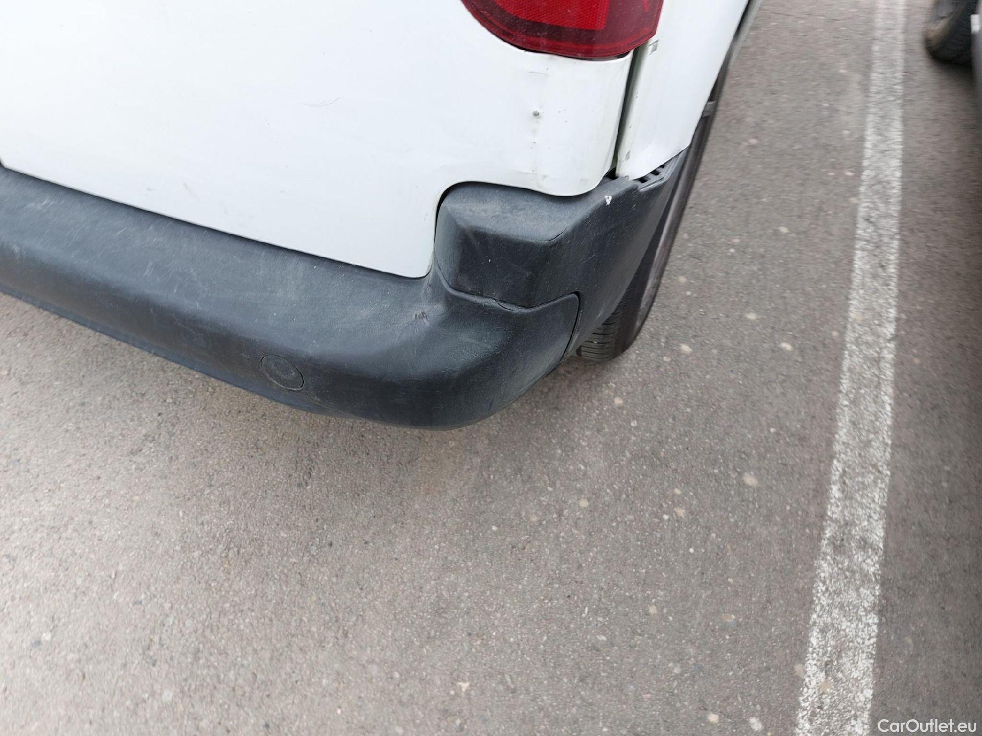  Peugeot  Partner PEUGEOT  / 2018 / 3P / furgón derivado de turismo Pro Standard 600kg BlueHDi 73kW (AC) #14