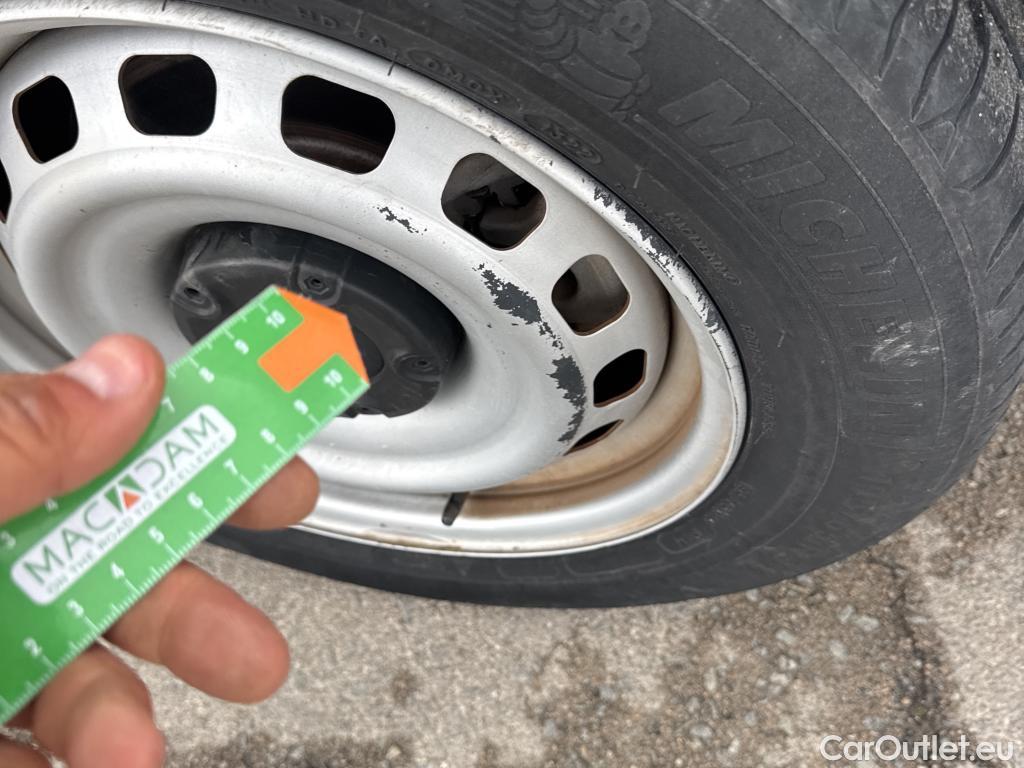  Opel  Combo OPEL  / 2018 / 3P / furgón derivado de turismo 1.5 TD S/S 75kW (100CV) Express L H1 650 (CX) #17