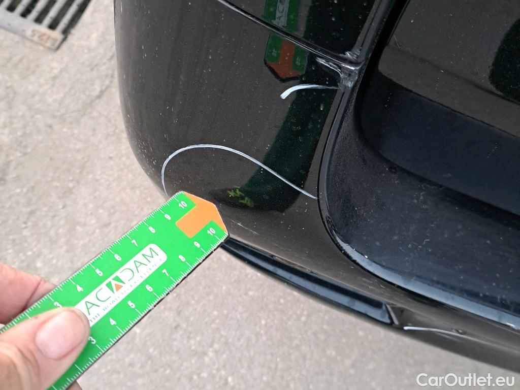  Mercedes  Vito MERCEDES-BENZ  / 2014 / 4P / combi 119CDI AT 140kW Tourer Select Extralarga #22