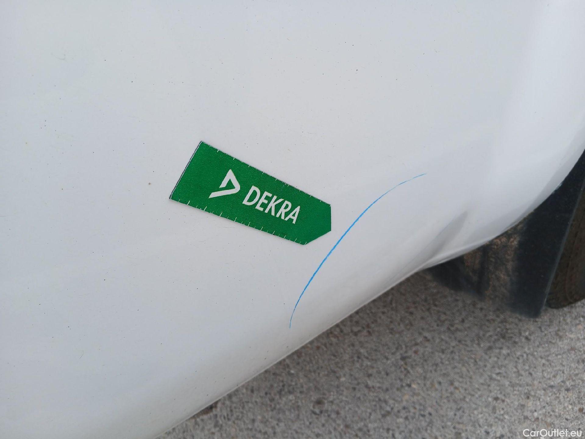  Nissan  Navara NISSAN  / 2015 / 4P / pickup Doble Cab. 2.3dCi 120kW(160CV) Acenta #34