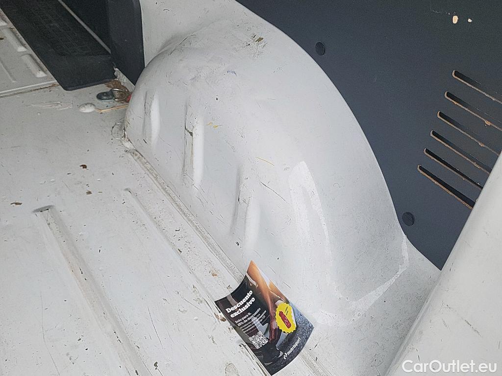  Peugeot  Expert PEUGEOT  / 2016 / 4P / furgón Furgón Pro 2.0 BlueHDi 120 S&S Standard (CX) #10