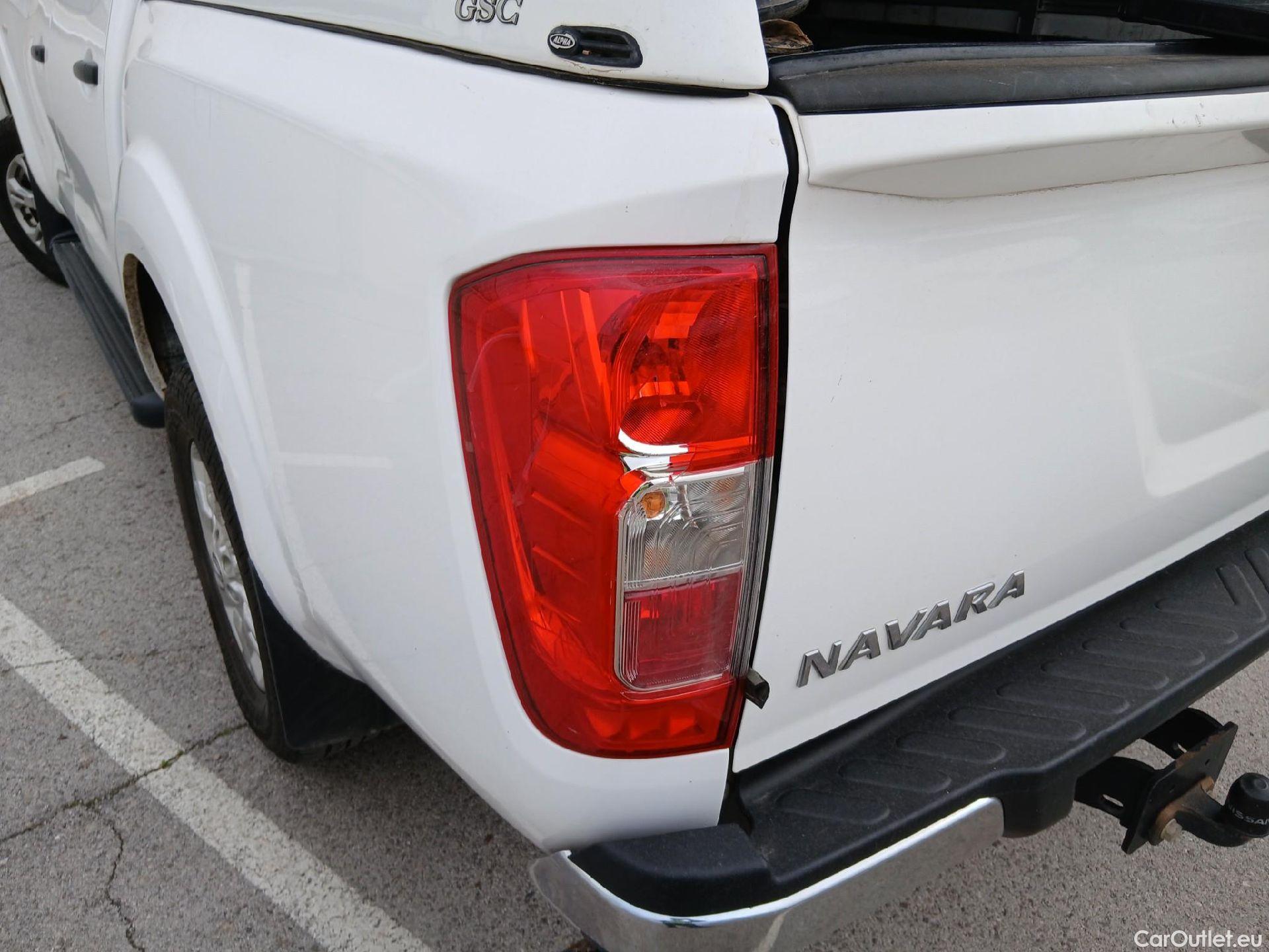  Nissan  Navara NISSAN  / 2015 / 4P / pickup Doble Cab. 2.3dCi 120kW(160CV) Acenta #25