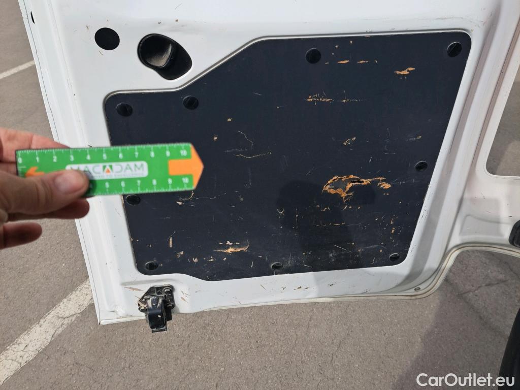  Citroen  Jumpy CITROEN  / 2016 / 4P / furgón Talla M BlueHDi 100 S&S 6v Control #37