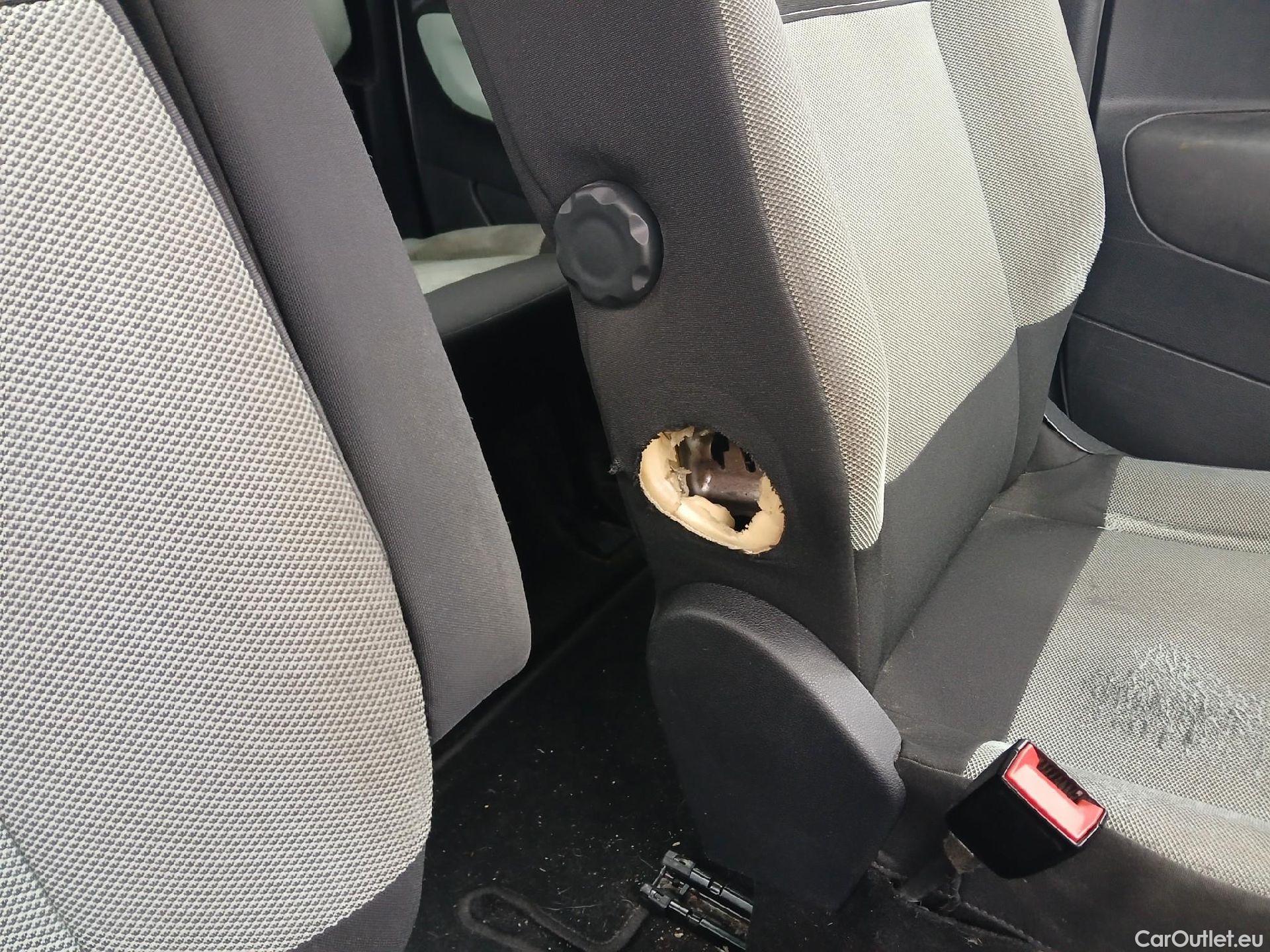  Citroen  Berlingo CITROEN  / 2018 / 5P / monovolumen compacto Talla M BlueHDi 100 S&S FEEL #2