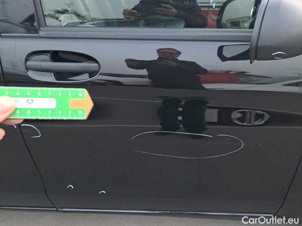  Mercedes  Vito MERCEDES-BENZ  / 2014 / 4P / combi 119CDI AT 140kW Tourer Select Extralarga #28