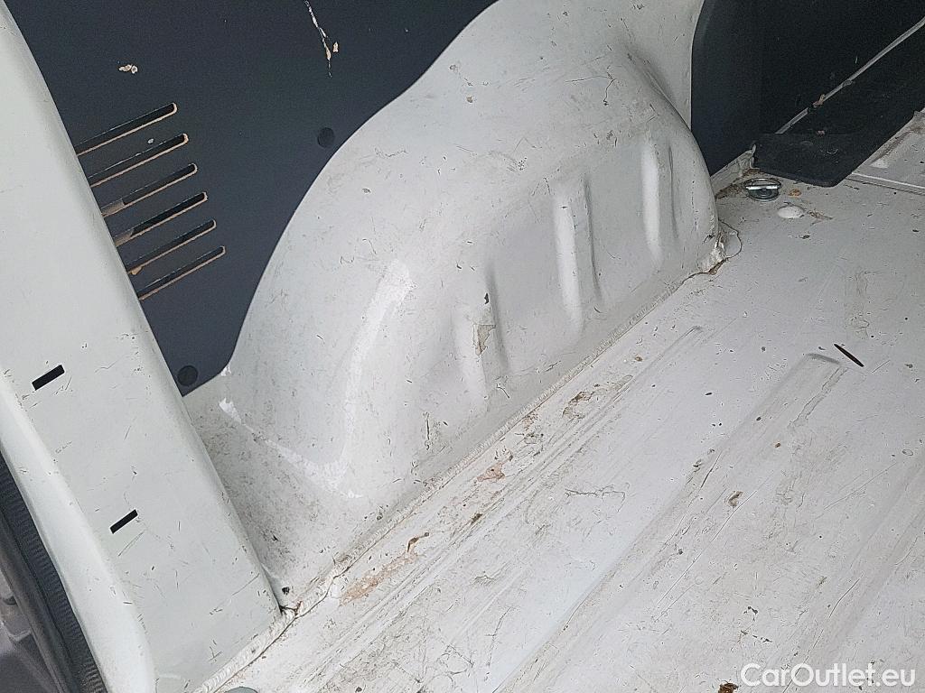  Peugeot  Expert PEUGEOT  / 2016 / 4P / furgón Furgón Pro 2.0 BlueHDi 120 S&S Standard (CX) #9