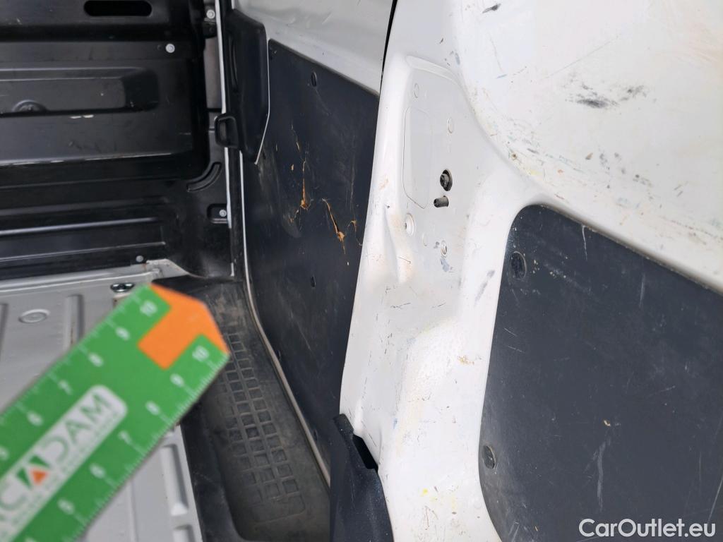  Citroen  Jumpy CITROEN  / 2016 / 4P / furgón Talla M BlueHDi 100 S&S 6v Control #24