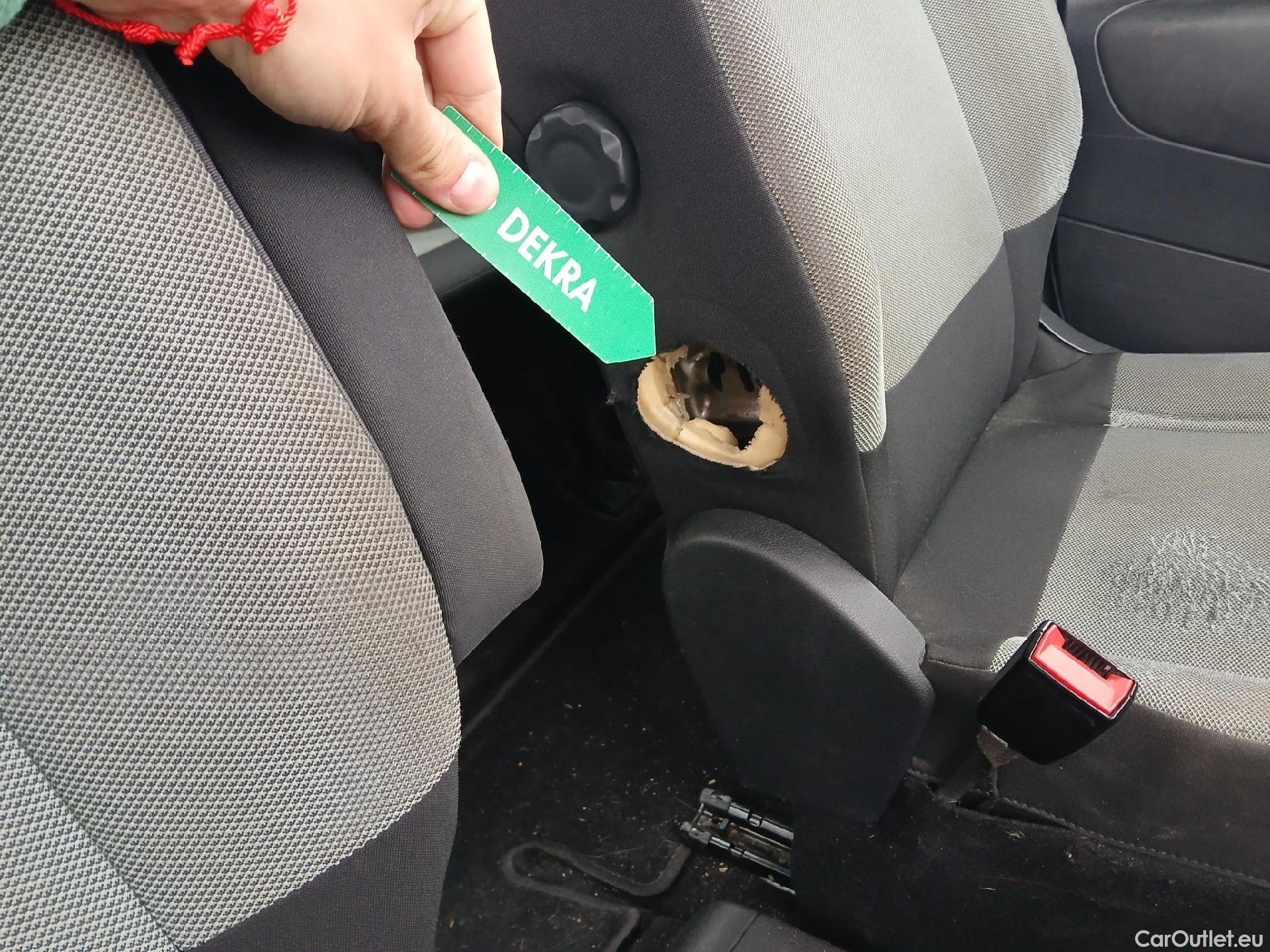  Citroen  Berlingo CITROEN  / 2018 / 5P / monovolumen compacto Talla M BlueHDi 100 S&S FEEL #1