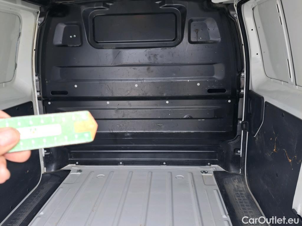  Citroen  Jumpy CITROEN  / 2016 / 4P / furgón Talla M BlueHDi 100 S&S 6v Control #14