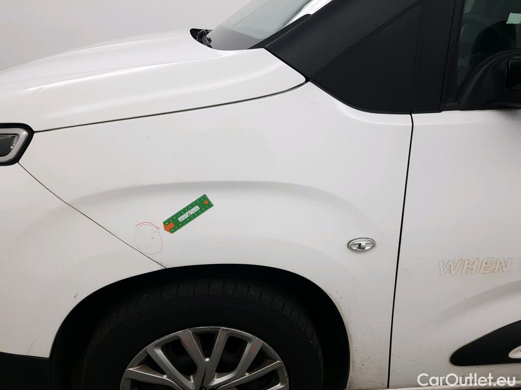  Citroen  Berlingo CITROEN  / 2018 / 5P / monovolumen compacto Talla M BlueHDi 100 S&S FEEL #42