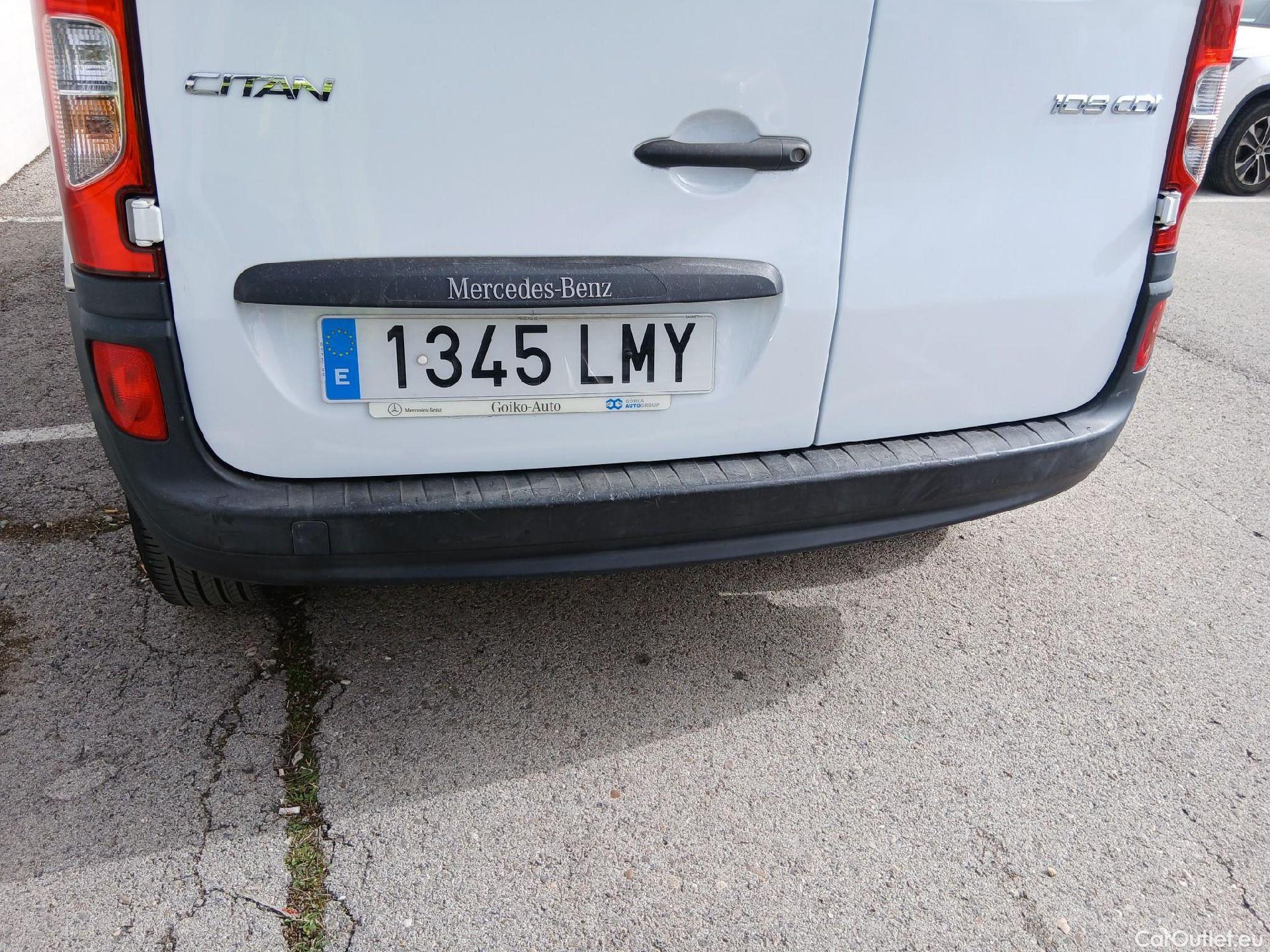  Mercedes  Citan MERCEDES-BENZ  / 2012 / 4P / furgón derivado de turismo 109 CDI Furgón Largo #14