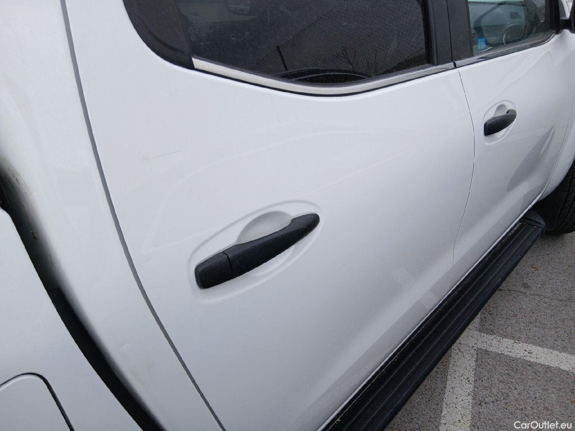  Nissan  Navara NISSAN  / 2015 / 4P / pickup Doble Cab. 2.3dCi 120kW(160CV) Acenta #36