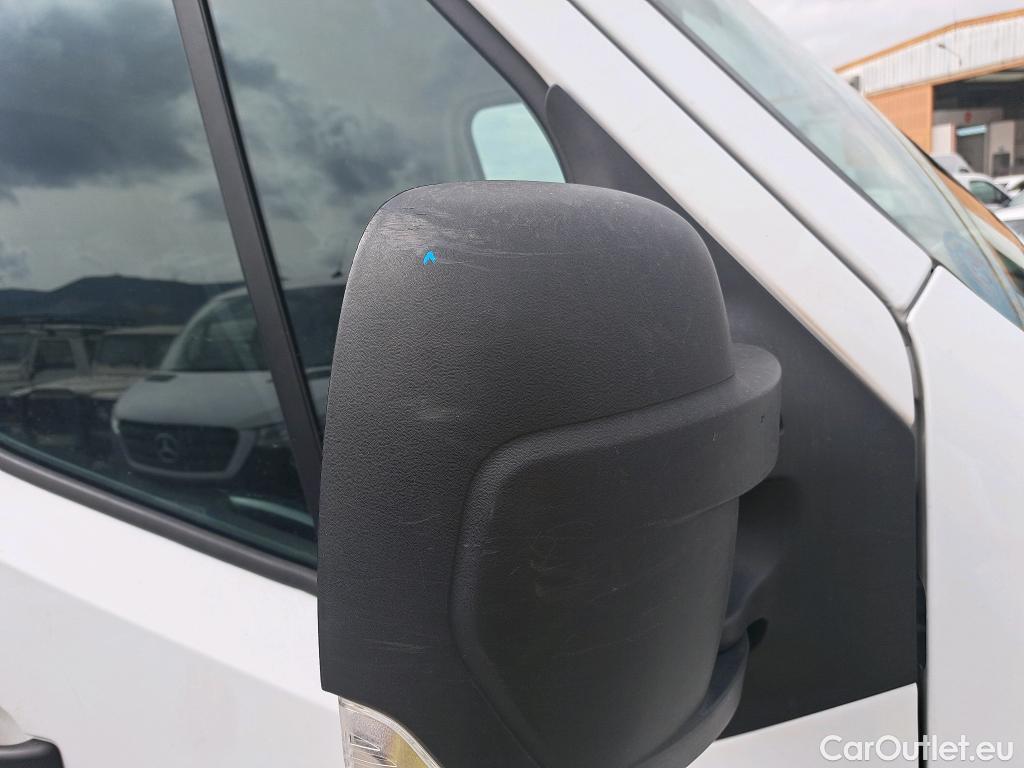  Opel  Movano  B Furgón/Combi Fg. L2H2 3 5t turbo 130CV MT6 E6 #54