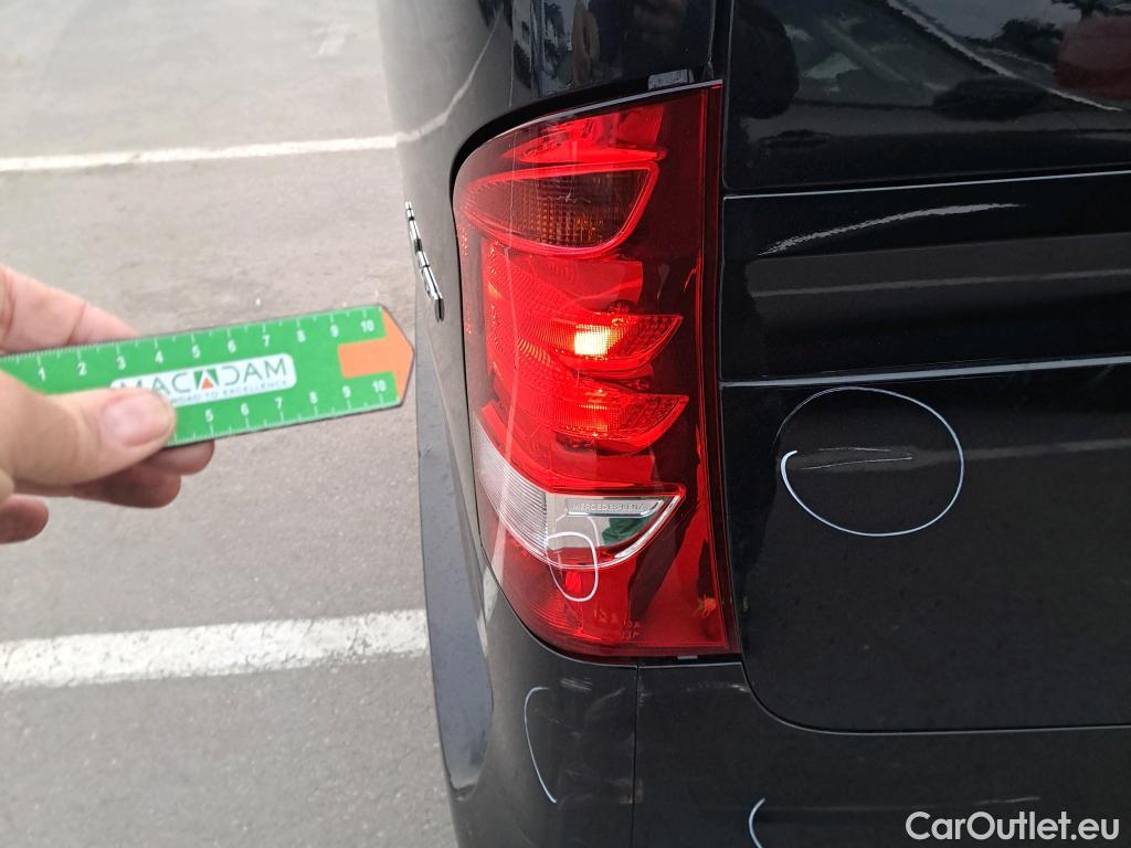  Mercedes  Vito MERCEDES-BENZ  / 2014 / 4P / combi 119CDI AT 140kW Tourer Select Extralarga #42