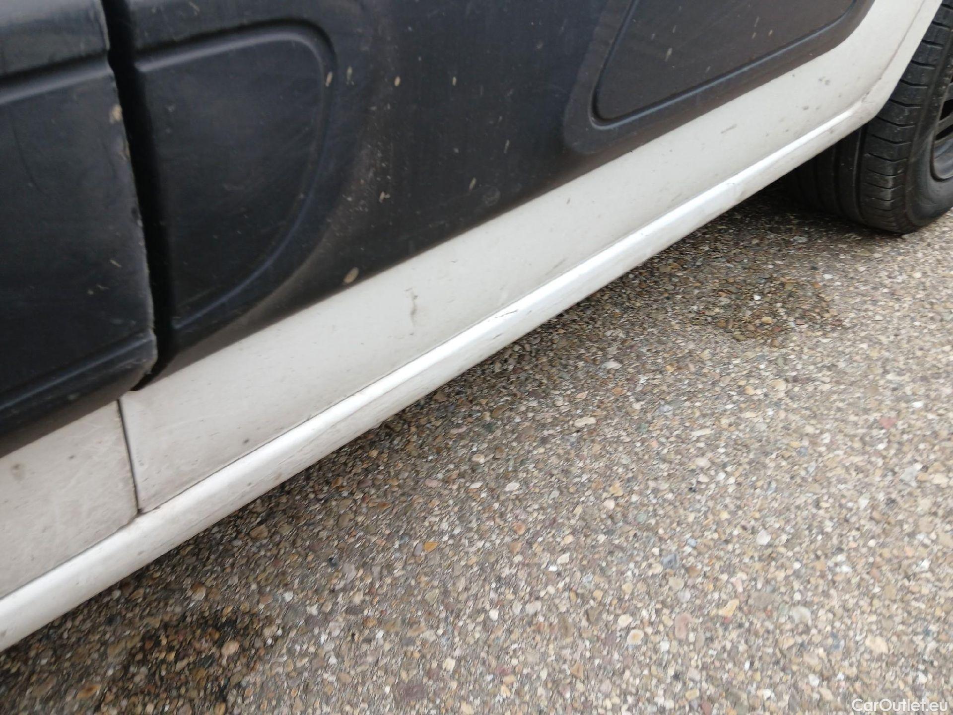  Citroen  Berlingo CITROEN  / 2018 / 5P / monovolumen compacto Talla M BlueHDi 100 S&S FEEL #23