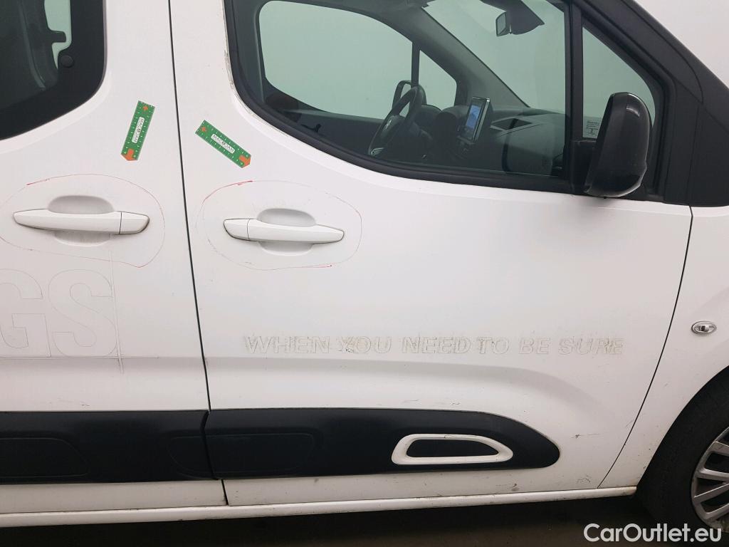  Citroen  Berlingo CITROEN  / 2018 / 5P / monovolumen compacto Talla M BlueHDi 100 S&S FEEL #33