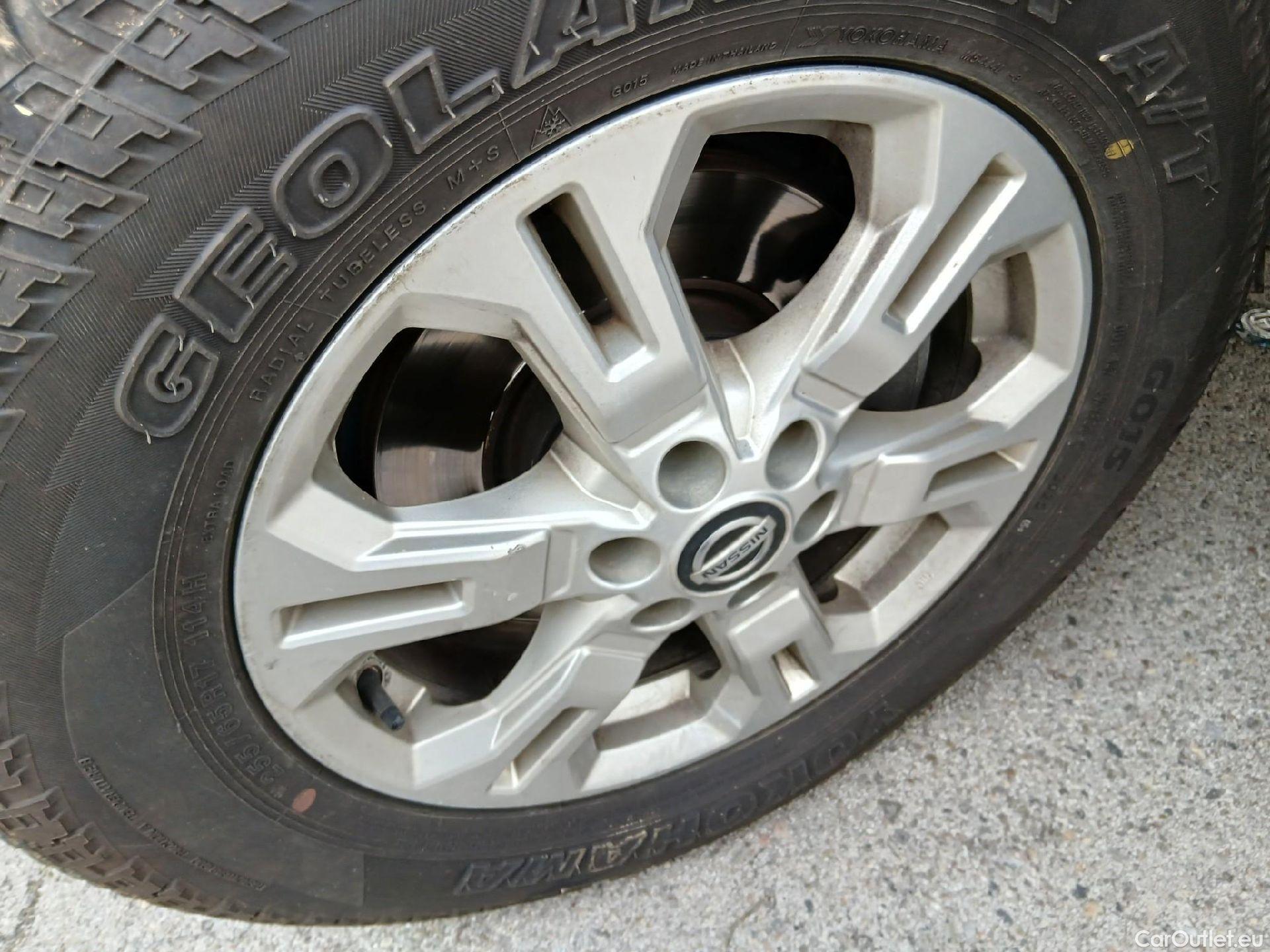  Nissan  Navara NISSAN  / 2015 / 4P / pickup Doble Cab. 2.3dCi 120kW(160CV) Acenta #5