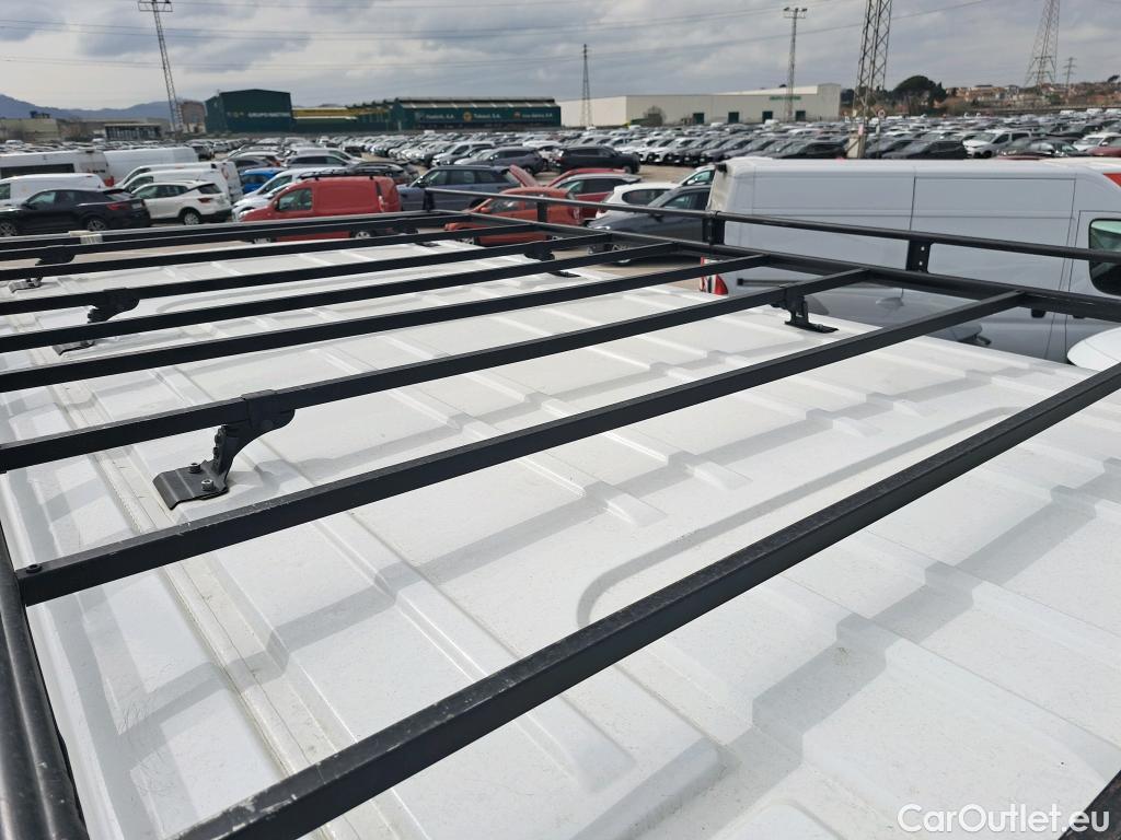  Opel  Movano  B Furgón/Combi Fg. L2H2 3 5t turbo 130CV MT6 E6 #11